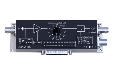 Femtoampere-Messverstärker mit 10¹³ V/A Verstärkung