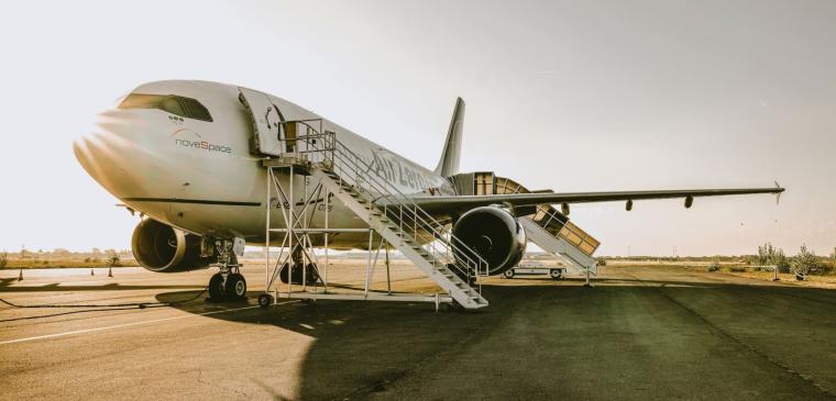 Der Airbus A310 der Firma Novespace steht auf dem Flughafen Bordeaux-Mérignac...