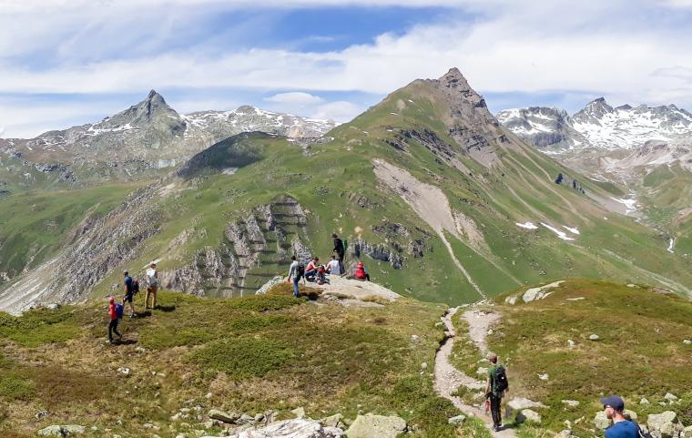 Abb.: Gebirgskette in den Schweizer Alpen als potenzielle Lagerstätte für...