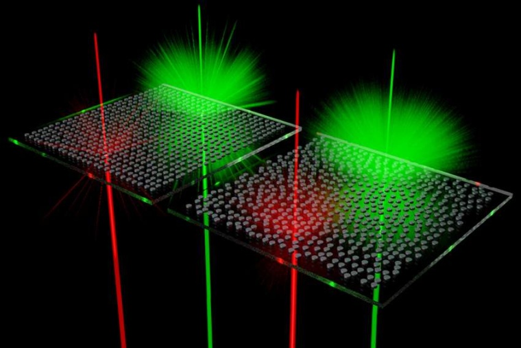 Abb.: Die Streuzentren – Silizium-Nano­partikel, hier als schwarze Scheiben...